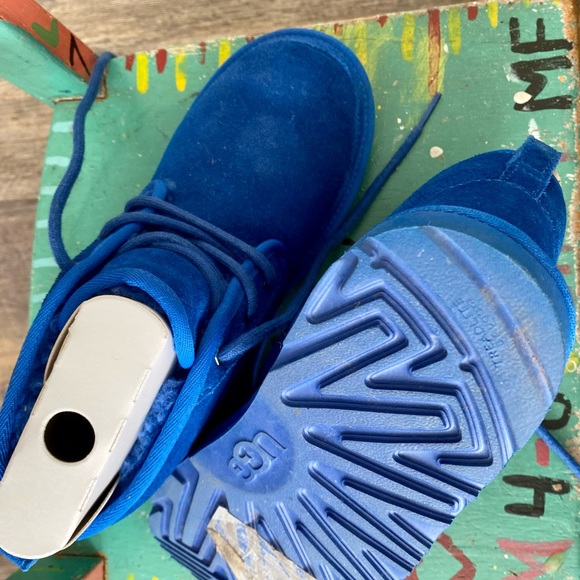 Ugg Kids - Picture 7 of 8